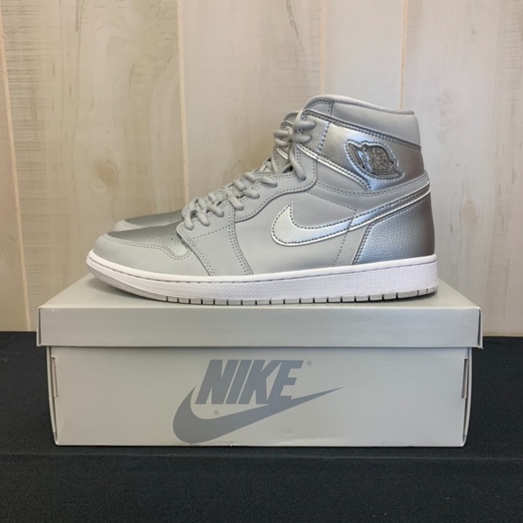 Jordan 1 High OG Metallic Silver - Picture 1 of 1